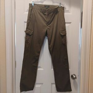Banana Republic Aiden Fit Cargo Pants Size 34 x 32